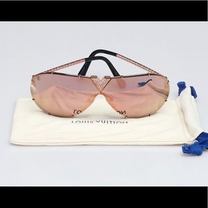 Louis Vuitton Pink/ Rose Gold LV Drive Sunglasses